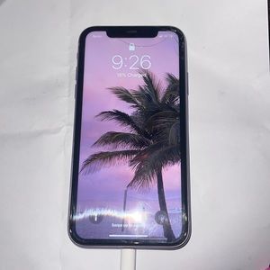 UNLOCKED Iphone 11 64 GB